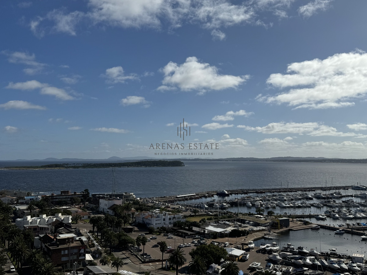 Apartamento ID.2940 - Apartamento en venta de 3 dormitorios en Punta del Este 