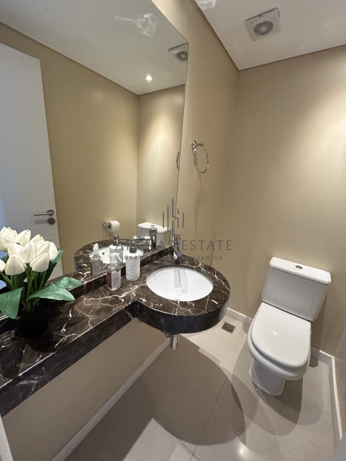 Apartamento ID.2213 - Apartamento de 3 dormitorios en venta en casino tower 