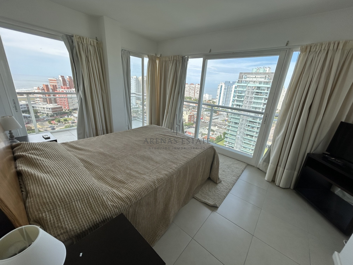 Apartamento ID.2237 - Apartamento de 3 dormitorios en venta en Punta del Este 