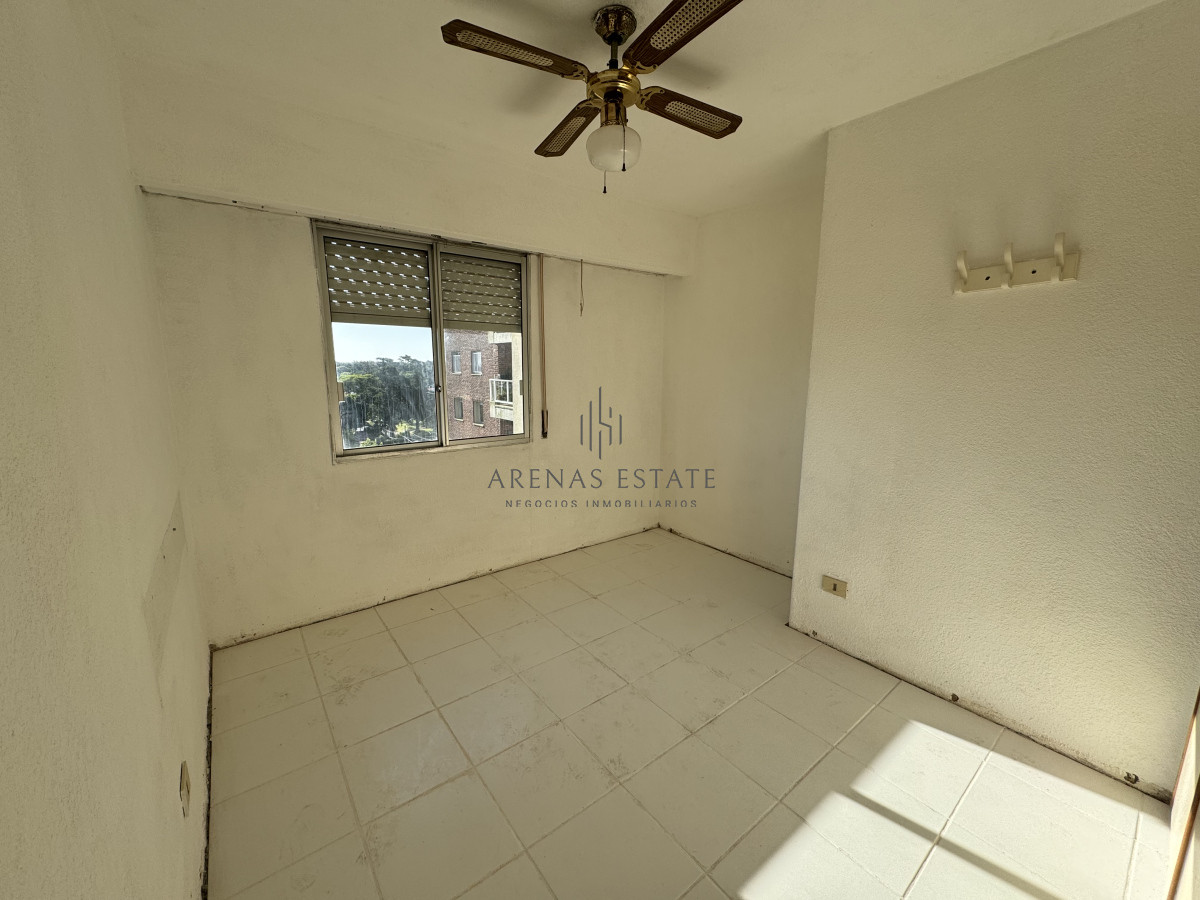 Apartamento ID.3333 - Apartamento de 3 dormitorios en venta en Maldonado 