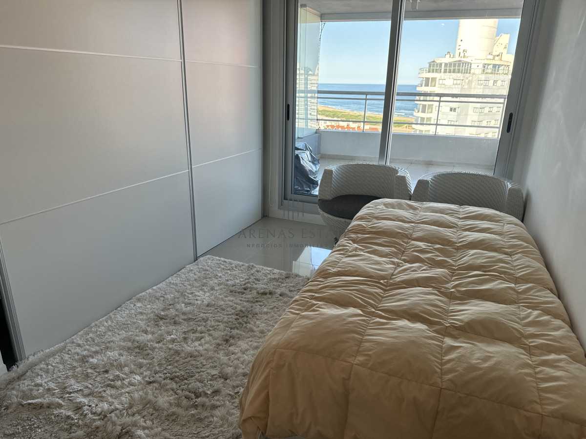 Apartamento ID.3181 - Apartamento de 3 dormitorios en zona chiverta , Punta del Este 