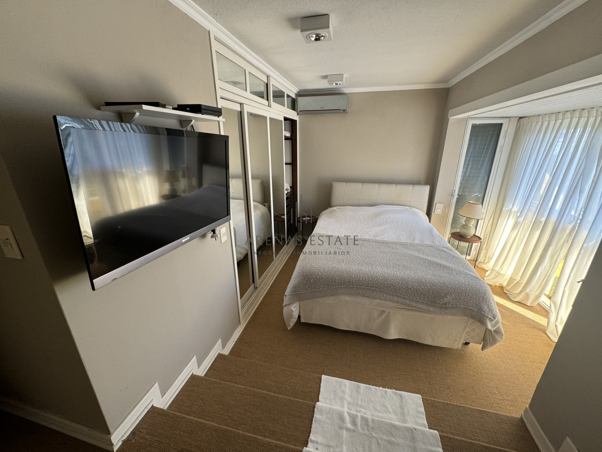 Apartamento ID.3226 - Apartamento en venta de 3 dormitorios en Punta del Este 