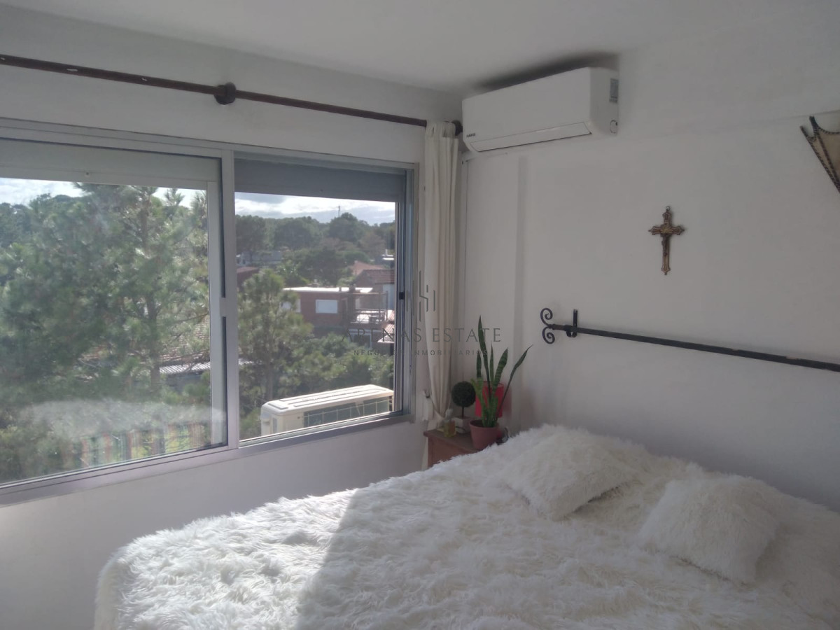 Apartamento ID.2159 - Apartamento en venta de 1 dormitorio en Pinares , Punta del Este 