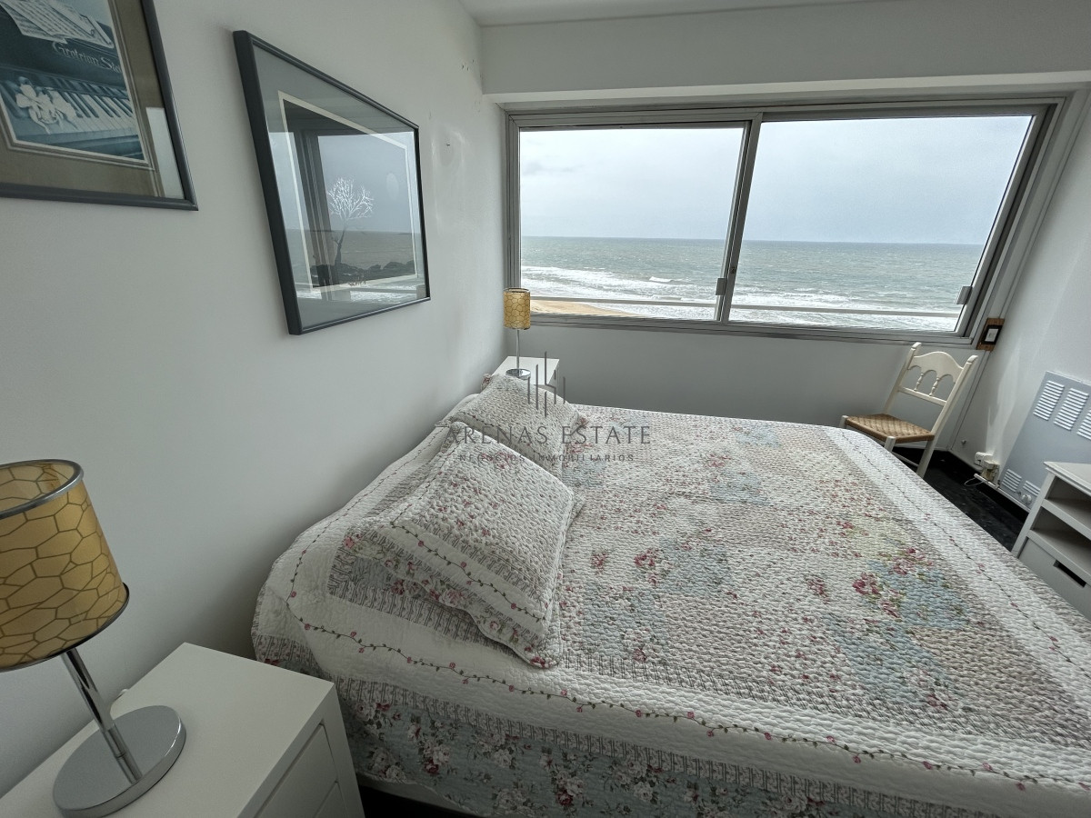 Apartamento ID.1973 - Espectacular apartamento en venta en zona de la Brava , 3 dormitorios mas servicio 