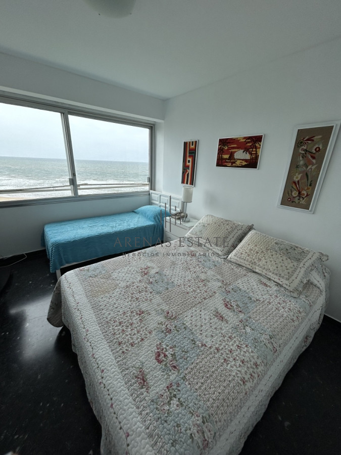 Apartamento ID.1973 - Espectacular apartamento en venta en zona de la Brava , 3 dormitorios mas servicio 