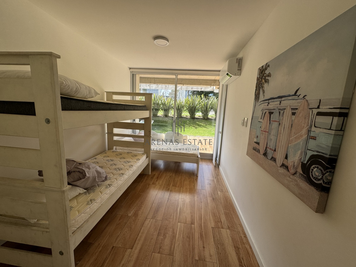 Apartamento ID.2743 - Apartamento en venta de 2 dormitorios en Punta del Este 