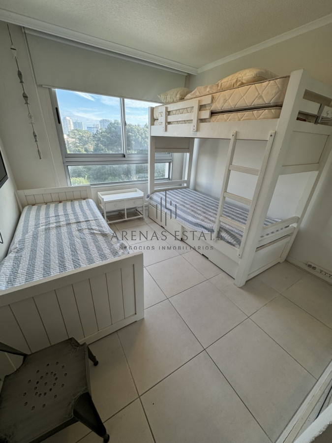Apartamento ID.3075 - Apartamento de dos dormitorios en ventsa en Punta del Este , Ocean Drive 