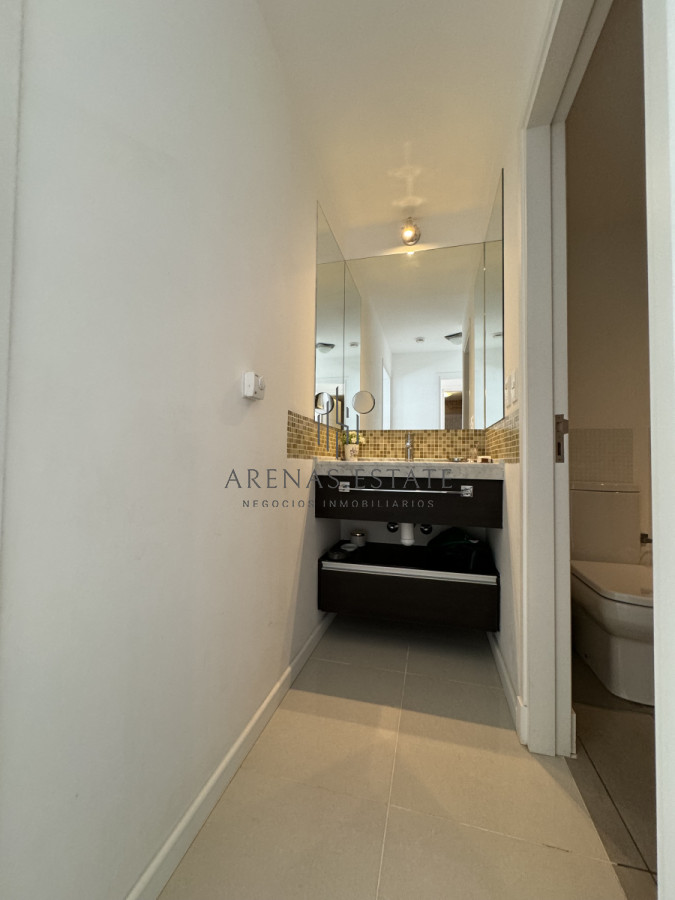 Apartamento ID.3294 - Apartamento en venta de dos dormitorios , zona Brava Punta del Este 