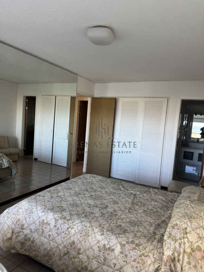 Apartamento ID.4032 - Apartamento de 2 dormitorios en venta en Punta del Este