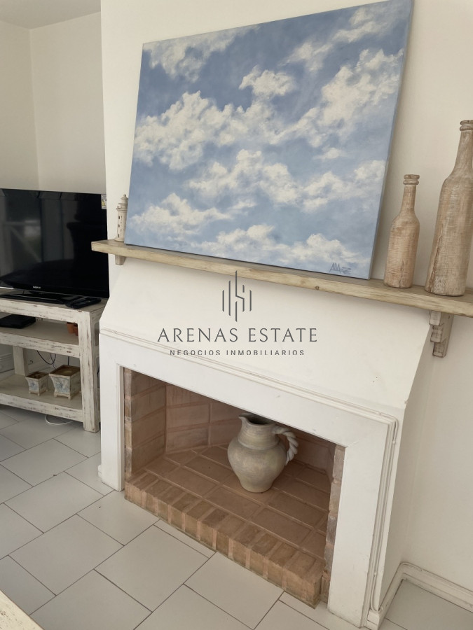 Apartamento ID.1612 - apartamento de dos dormitorios y servicio en zona Brava, Punta del Este