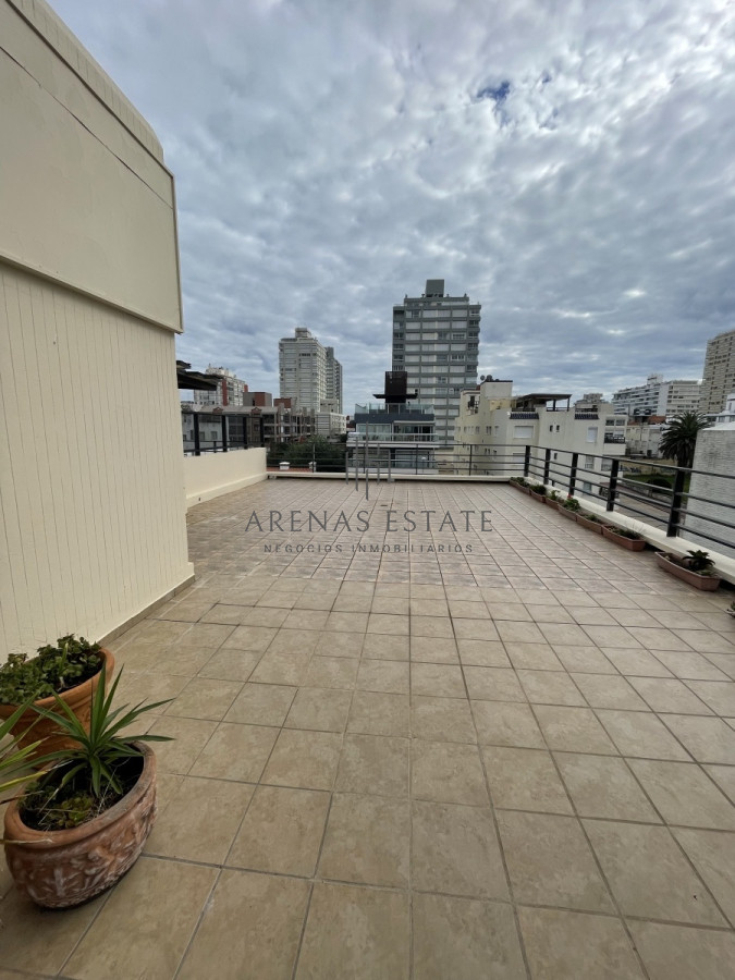 Apartamento ID.1268 - Penthouse en venta en Punta del Este 