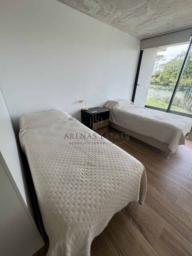 Apartamento ID.3559 - Apartamento en venta en primera linea de playa Mansa , 2 dormitorios 