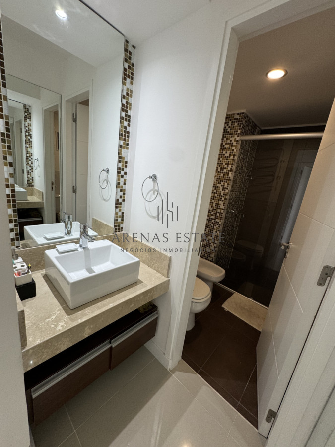 Apartamento ID.3124 - Apartamento de 3 dormitorios en venta en Punta del Este