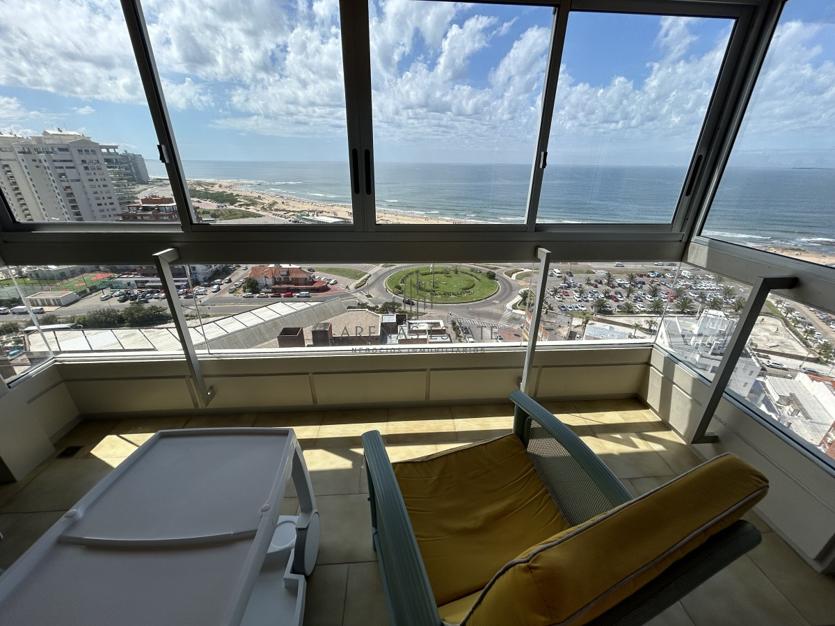 Apartamento ID.2342 - Apartamento de 3 dormitorios en Peninsula  Punta del Este