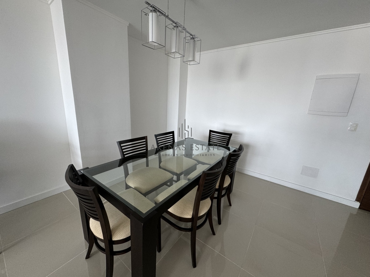 Apartamento ID.3051 - Apartamento de 3 dormitorios en venta en Punta del Este 