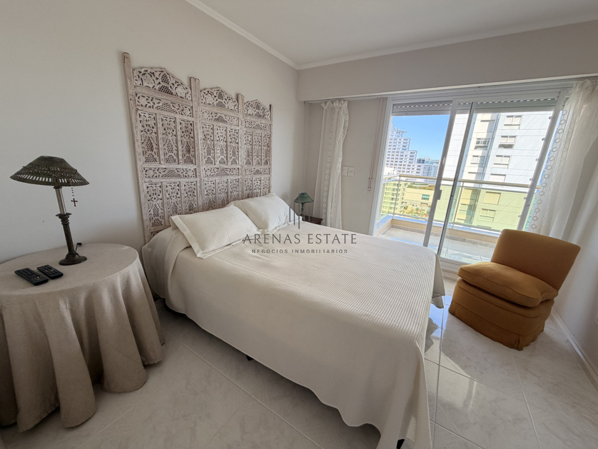 Apartamento ID.4394 - Apartamento en venta en Coral Tower 3 dormitorios , Paya Mansa
