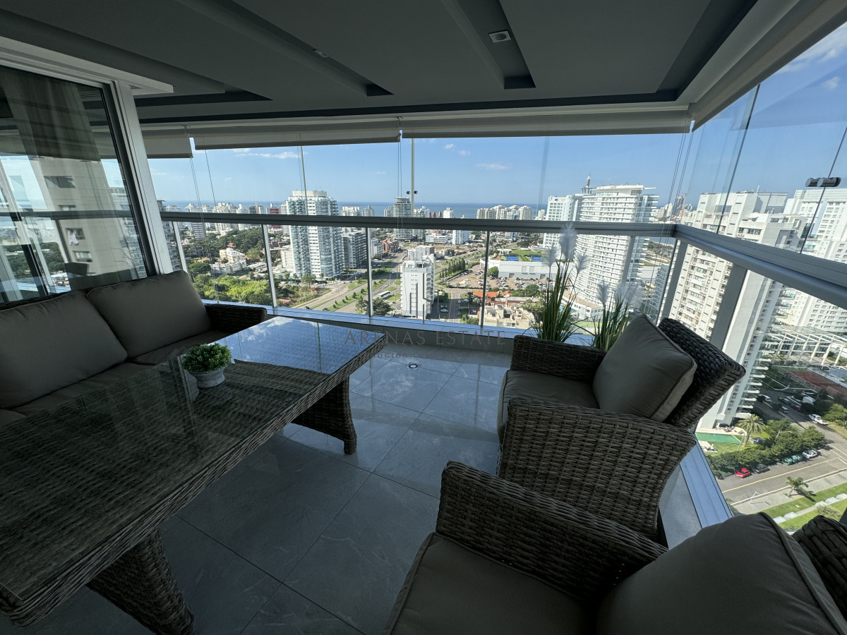 Apartamento ID.3544 - Espectacular Penthouse en Venta en Punta del Este  