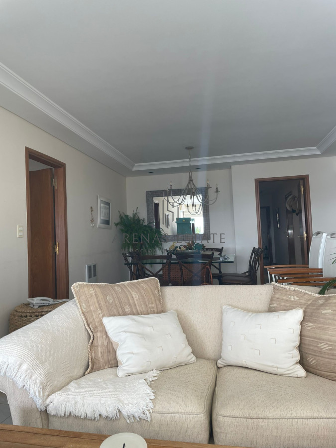 Apartamento ID.141 - Apartamento en venta zona puerto  Punta del este 
