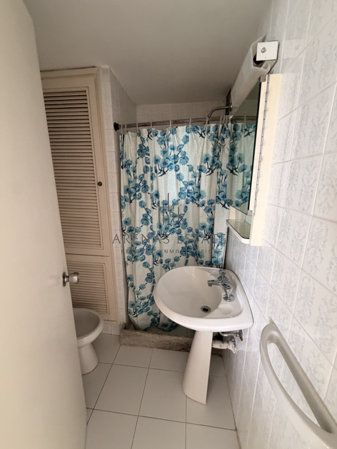 Apartamento ID.4302 - Apartamento de 3 dormitorios en venta en Punta del Esre