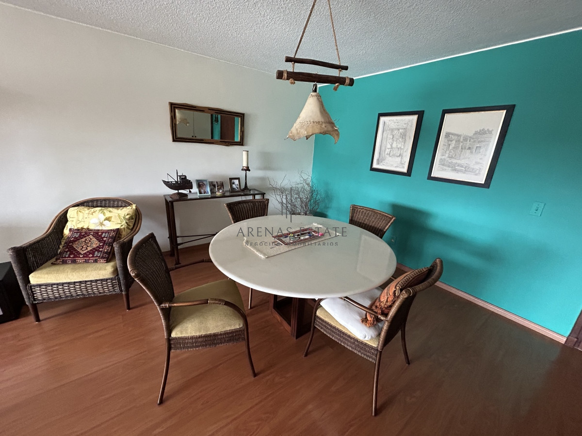 Apartamento ID.1955 - Apartamento en venta de 2 dormitorios en Punta del Este 