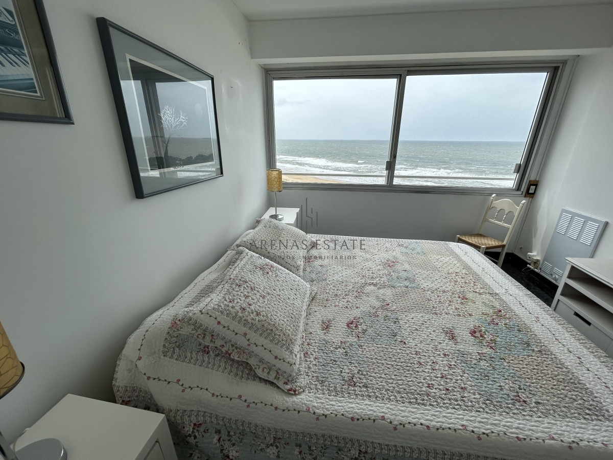 Apartamento ID.1973 - Espectacular apartamento en venta en zona de la Brava , 3 dormitorios mas servicio 