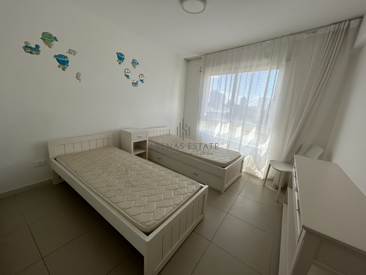 Apartamento ID.2285 - Aprtamento en venta de 3 dormitorios en suite en Punta del Este , Penthouse 
