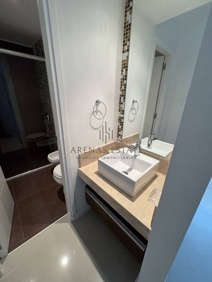 Apartamento ID.4000 - Apartamento de 3 dormitorios en venta en Punta del Este