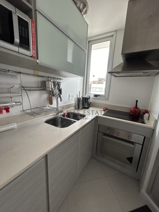 Apartamento ID.2550 - Apartamento de dos dormitorios en venta en zona del Puerto de Punta del Este 