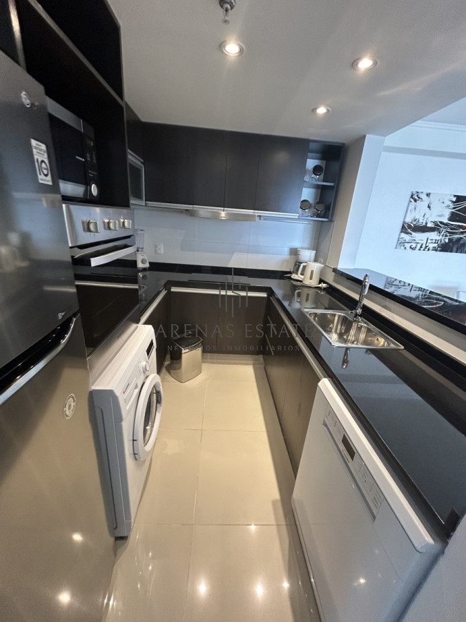 Apartamento ID.2256 - Apartamento en venta Sobre Chiverta - Punta del Este