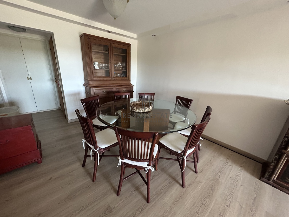 Apartamento ID.2119 - Apartamento de 3 dormitorios en venta en Punta del Este 