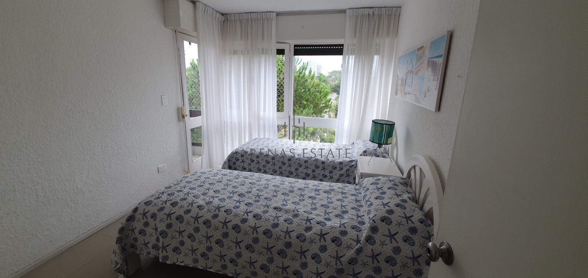 Apartamento ID.4420 - Apartamento en venta de dos dormitorios en Punta del Este 