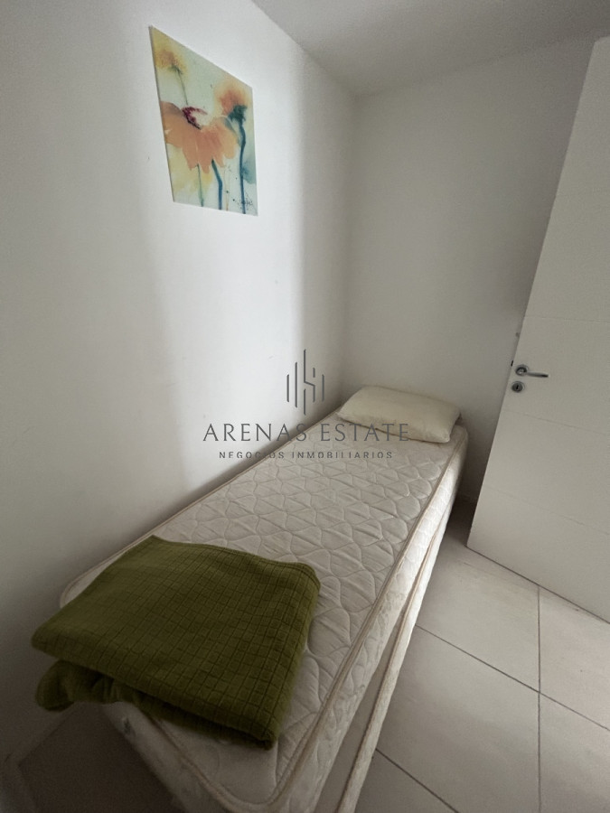 Apartamento ID.2311 - Apartamento en venta de dos dormitorios y medio , Punta del Este 