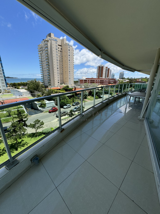 Apartamento ID.3320 - Apartamento en venta de 3 dormitorios en Gala vista Punta del Este 