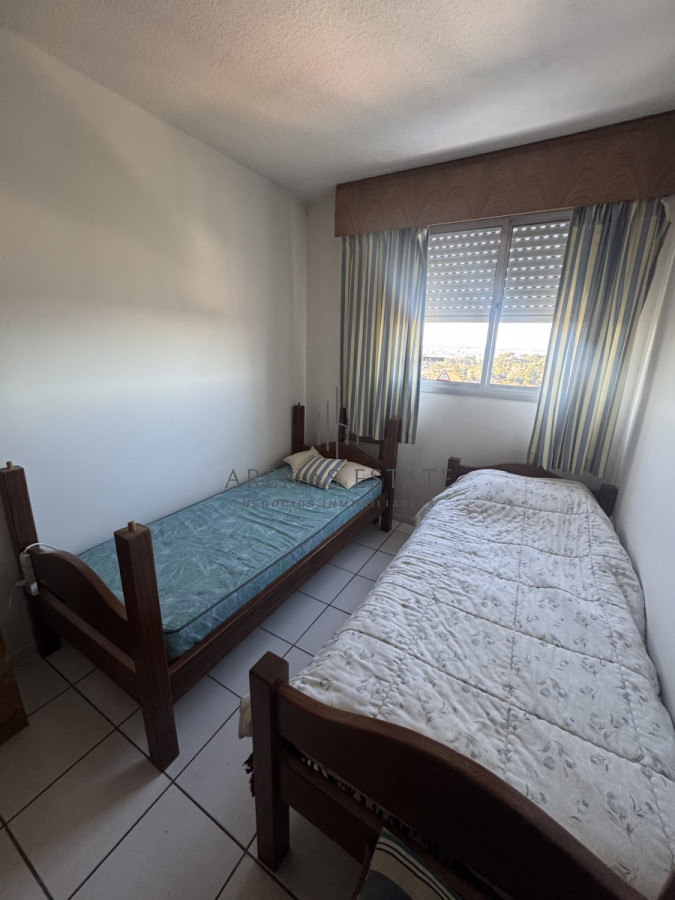 Apartamento ID.3837 - Apartamento de 3 dormitorios en venta en Punta del Este, Roosevelt 