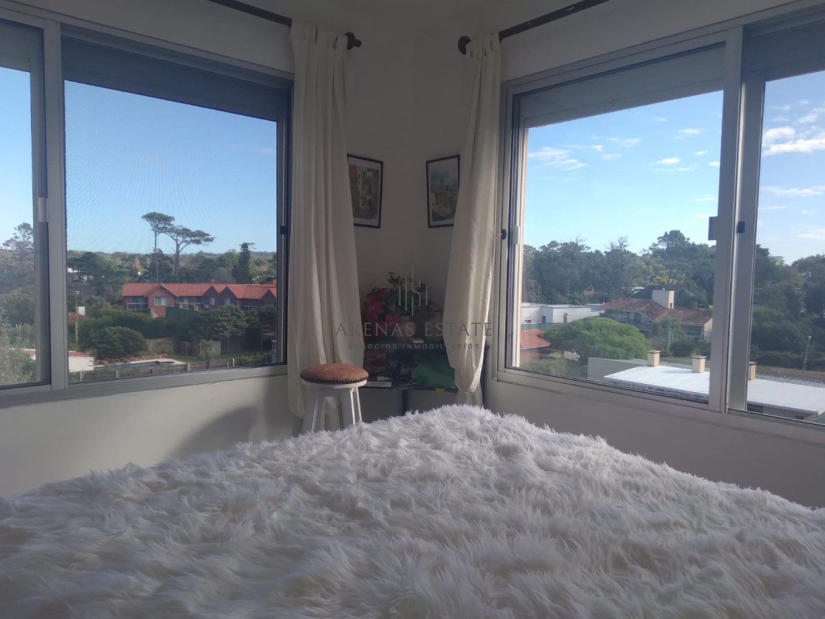 Apartamento ID.2159 - Apartamento en venta de 1 dormitorio en Pinares , Punta del Este 