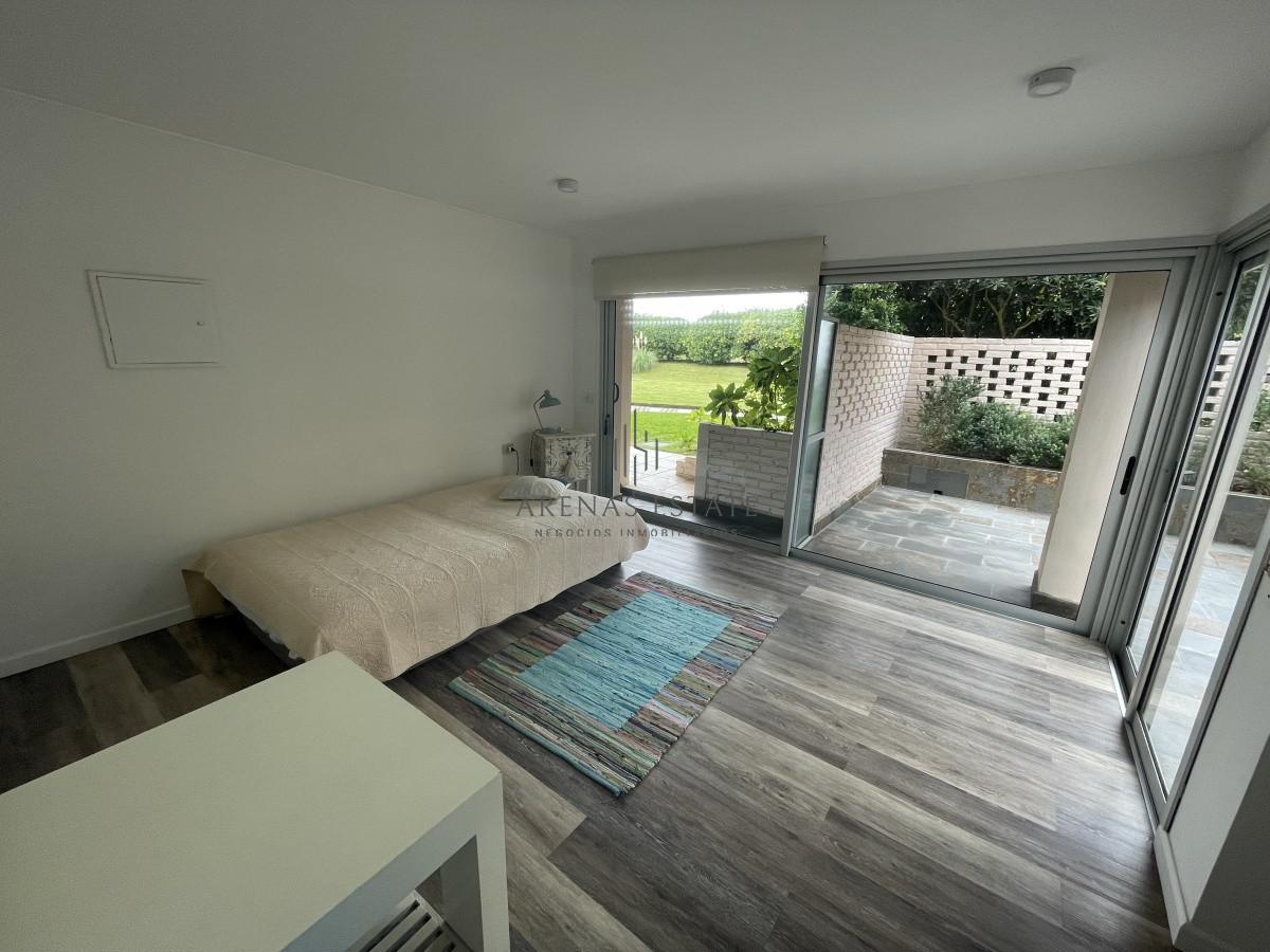 Apartamento ID.990 - Apartamento en venta en Punta del Este