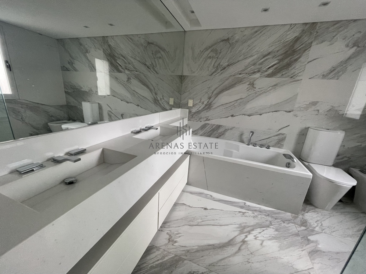 Apartamento ID.1123 - Espectacular Penthouse en Peninsula , Punta del Este
