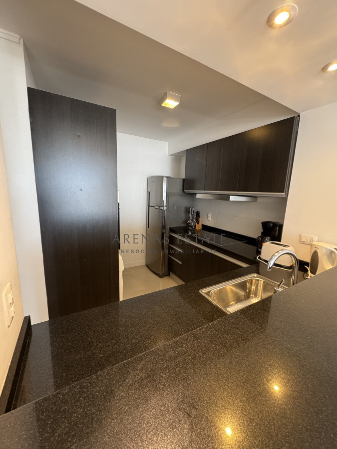 Apartamento ID.4002 - Apartamento de 3 dormitorios en venta en Punta del Este 