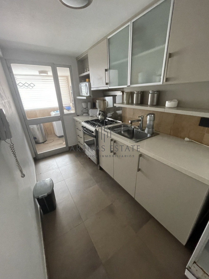 Apartamento ID.1674 - Apartamento de dos dormitorios en venta en Punta del este . primera linea de la mansa 