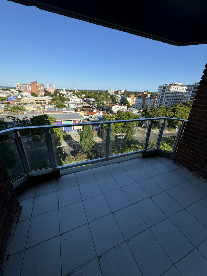 Apartamento ID.3333 - Apartamento de 3 dormitorios en venta en Maldonado 
