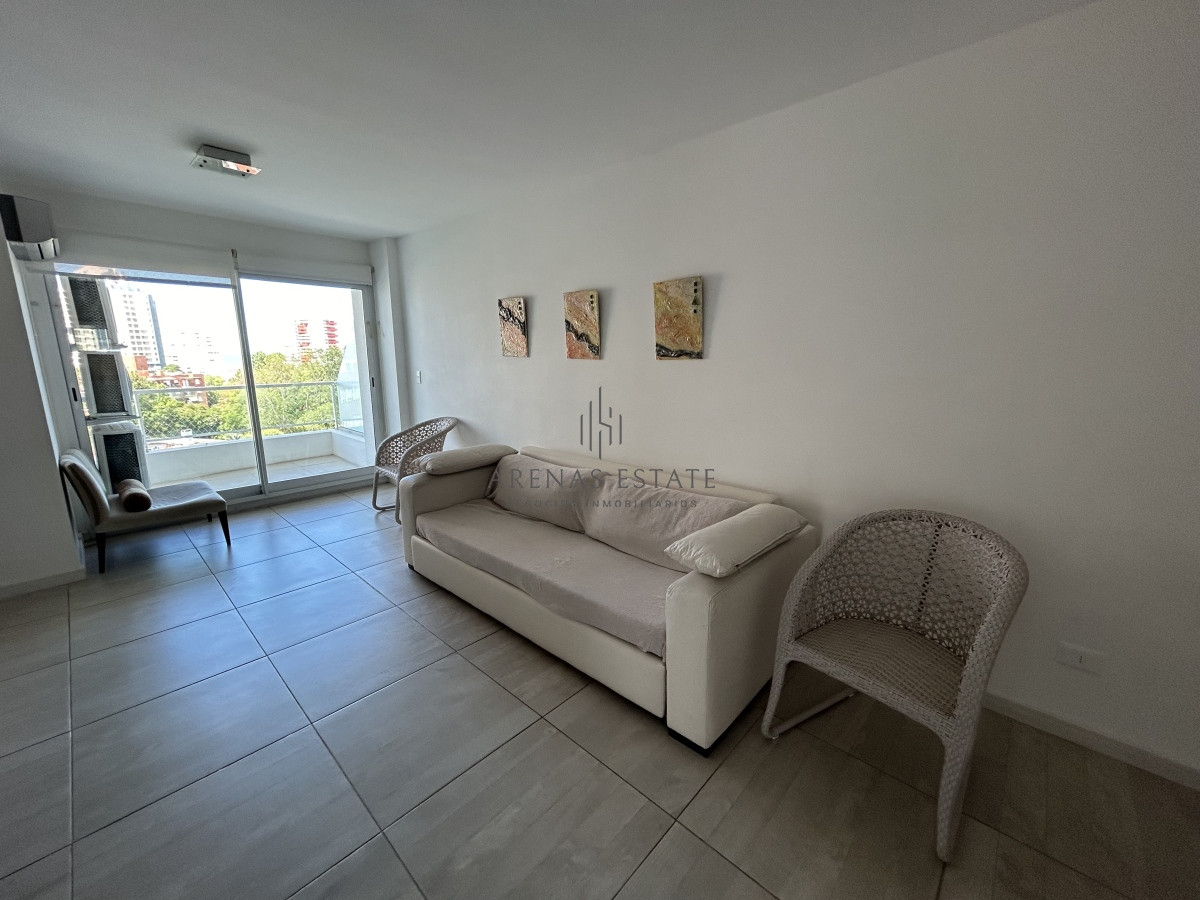 Apartamento ID.2285 - Aprtamento en venta de 3 dormitorios en suite en Punta del Este , Penthouse 