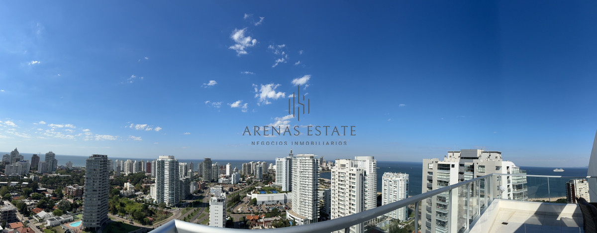 Apartamento ID.3544 - Espectacular Penthouse en Venta en Punta del Este  