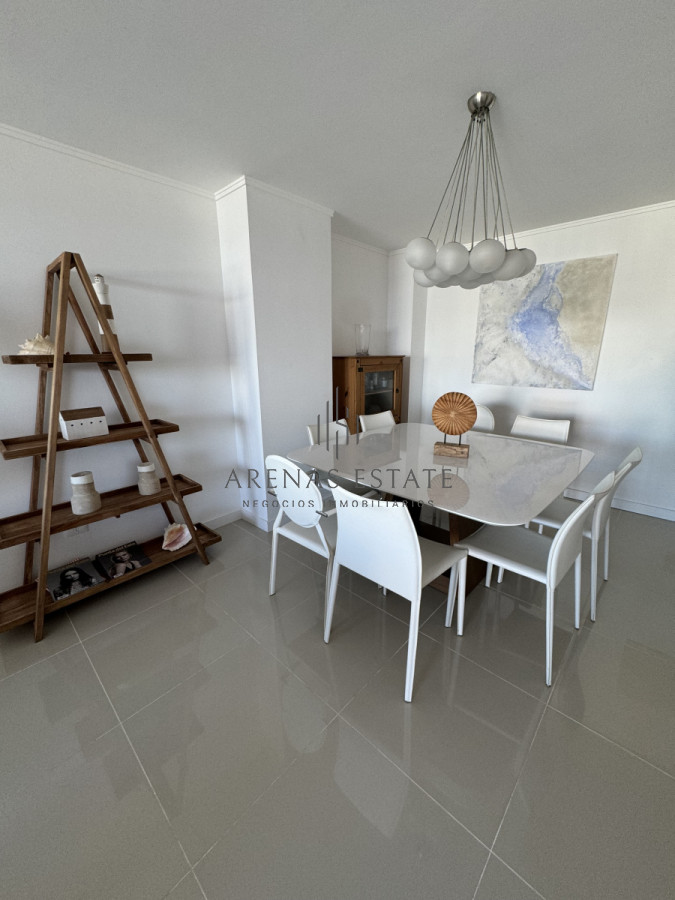 Apartamento ID.3181 - Apartamento de 3 dormitorios en zona chiverta , Punta del Este 