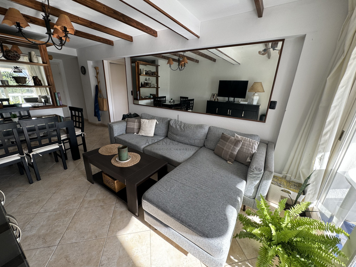 Apartamento ID.3247 - Apartamento de dos dormitorios en venta en Punta del Este