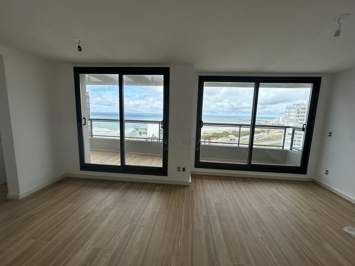 Apartamento ID.2583 - Apartamento de dos dormitorios en venta en Punta del Este ,  A estrenar!