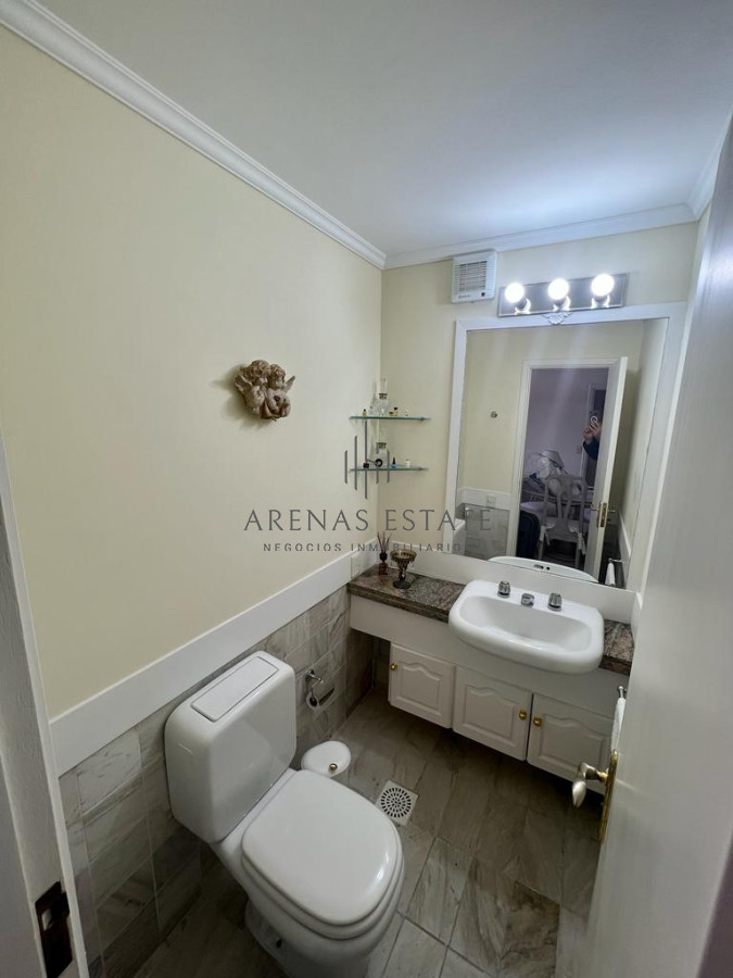 Apartamento ID.2782 - Apartamento en venta de 1 dormitorio y medio en Punta del Este 