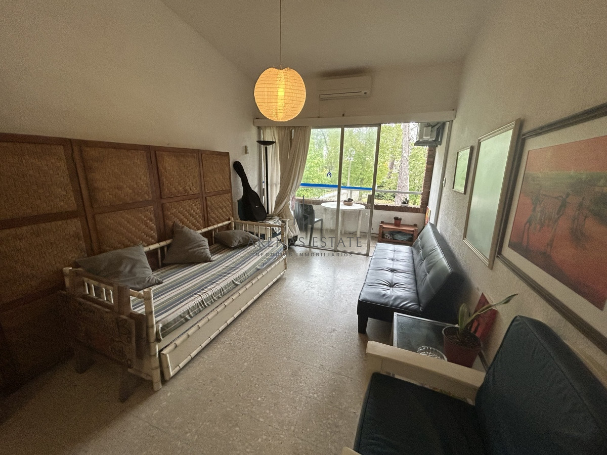 Apartamento ID.2604 - Apartamento de 1 dormitorios en venta en zona Arcobaleno , Punta del Este 