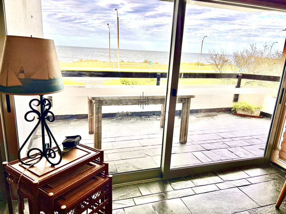 Apartamento ID.2615 - Apartamento en venta de dos dormitorios en Mansa, Punta del Este 