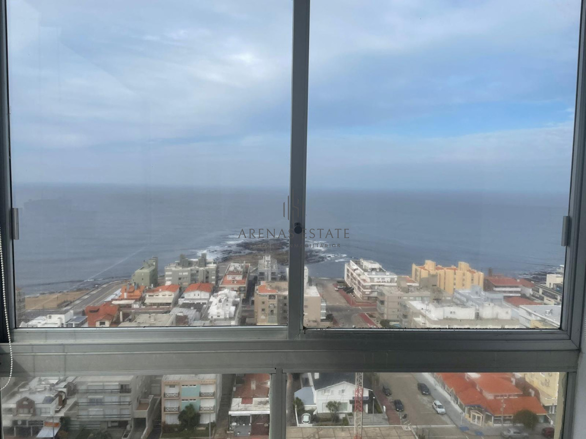 Apartamento ID.187 - Apartamento en venta de dos dormitorios en Peninsula , Punta del Este 