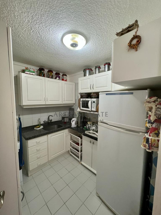 Apartamento ID.2782 - Apartamento en venta de 1 dormitorio y medio en Punta del Este 